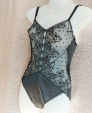 VANITY FAIR Vintage Anos 70 Lindo VELHO DE PELÚCIA PRETO TRANSPARENTE E NYLON - tamanho 34 comprar usado VANITY FAIR Vintage Anos 70 Lindo VELHO DE PELÚCIA PRETO TRANSPARENTE E NYLON - tamanho 34 comprar usado  Enviando para Brazil