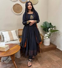 Femme indien pakistanais d'occasion  Expédié en France