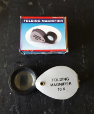 10x folding magnifier d'occasion  Expédié en Belgium