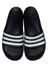 Sandálias esportivas unissex Adidas Duramo Slide preto branco masculino tamanho 10, usado comprar usado  Enviando para Brazil
