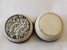 Ancien coffret pilulier d'occasion  Roquebrune-sur-Argens