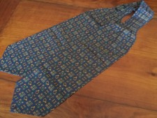 Foulard sciarpetta uomo usato Foulard sciarpetta uomo usato  Salerno