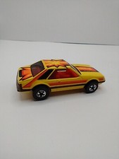 Hot Wheels Mustang Turbo amarelo com paredes pretas comprar usado  Enviando para Brazil