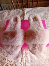 Ugg fluff slide for sale  DAGENHAM