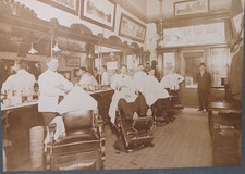 Usado, Cartão armário 1800 vista interna barbearia vários clientes 9" x 11" JRR23 comprar usado  Enviando para Brazil