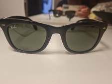 Ray ban wayfarer usato  Napoli