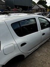PORTA TRASEIRA DRIVER DACIA SANDERO 2013 BRANCA comprar usado  Enviando para Brazil