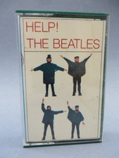 Musicassetta the beatles usato  Albenga