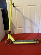Neon claudius vertesi for sale  STIRLING