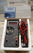 Multimetro fluke serie usato  Spedire a Italy