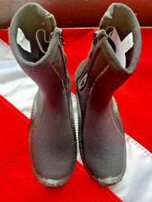 Bota de mergulho Neo 6 6 mm (amigável à água) TAMANHO 9 comprar usado Bota de mergulho Neo 6 6 mm (amigável à água) TAMANHO 9 comprar usado  Enviando para Brazil
