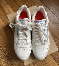 RARO!! Reebok Classics “Its a Mans World” 2019 - Tamanho 6.5 Feminino Edição Especial comprar usado  Enviando para Brazil