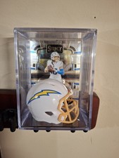 Usado, JUSTIN HERBERT CHARGERS Mini Capacete Cartão Caixa de Sombra Estojo Colecionável  comprar usado Usado, JUSTIN HERBERT CHARGERS Mini Capacete Cartão Caixa de Sombra Estojo Colecionável  comprar usado  Enviando para Brazil