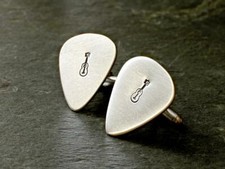 Abotoaduras de palheta de guitarra prata esterlina - feitas à mão comprar usado Abotoaduras de palheta de guitarra prata esterlina - feitas à mão comprar usado  Enviando para Brazil