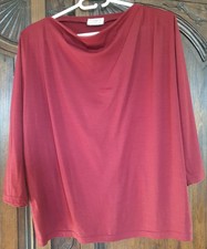 Shirt couleur grenade d'occasion Shirt couleur grenade d'occasion  Lyon I