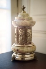 Carillon portasigaretta reuge usato  Catania