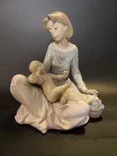 Lladro 5845 dressing for sale  Goode