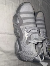 Tênis de basquete masculino Adidas Trae Young 2 Lightstike Boost branco cinza tamanho 11 comprar usado Tênis de basquete masculino Adidas Trae Young 2 Lightstike Boost branco cinza tamanho 11 comprar usado  Enviando para Brazil