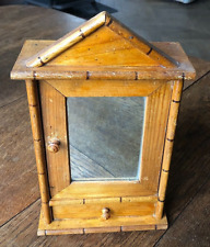 Ancienne petite armoire d'occasion  Louveciennes