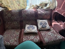 Pice sofa set for sale  NELSON