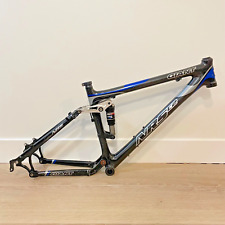Quadro de mountain bike Giant NRS C2 carbono suspensão total 17” Fox Float R 26 polegadas comprar usado  Enviando para Brazil