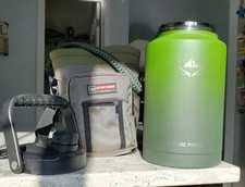 Garrafa de água Nature Pioneor verde 64 oz com tampa de parafuso e bolsa de retenção com alças comprar usado  Enviando para Brazil