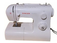 Macchina cucire singer usato  Cremona
