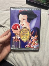 Disney Snow White and the Seven Dwarfs DVD 2 Disc Set, Platinum Edition comprar usado Disney Snow White and the Seven Dwarfs DVD 2 Disc Set, Platinum Edition comprar usado  Enviando para Brazil