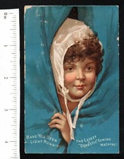 GIRL BLUE CURTAIN DOMESTIC SEWING MACHINE 1880'S VICTORIAN ADVERTISING TRADE CRD comprar usado  Enviando para Brazil
