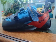 Evolv shaman uk6.5 for sale  PERTH