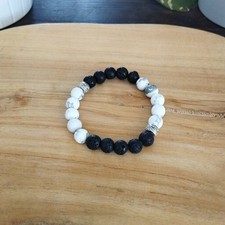 Bracelet perles naturelles d'occasion  Saint-Jeannet