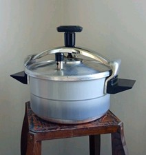 Petite cocotte minute d'occasion  Bar-le-Duc