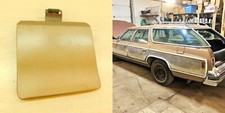 PORTA TANQUE DE GASOLINA ENCHIMENTO COMBUSTÍVEL 1971-1976 CHEVROLET STATION WAGON 76CW2-3N9 comprar usado  Enviando para Brazil