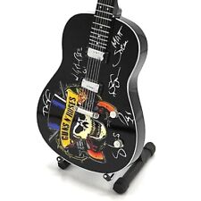 Guitarra miniatura GUNS N ROSES SLASH AXL GIFT memorabilia suporte grátis, usado comprar usado  Enviando para Brazil