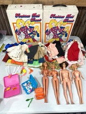 Enorme Lote de Bonecas Barbie Ken Anos 1960 Vintage Roupas Acessórios Estojo 100+ Roupas comprar usado  Enviando para Brazil
