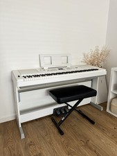 Piano yamaha dgx for sale  BALDOCK