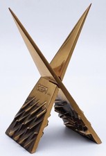 Arnaldo pomodoro forma usato  Milano