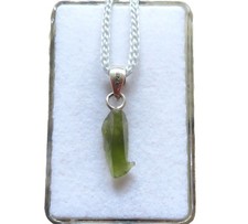 Kleiner peridot rohstein gebraucht kaufen  Ering