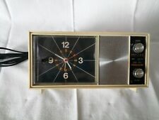 Radio réveil vintage d'occasion  Selles-sur-Cher