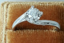 Anello con brillante usato  Pesaro