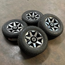Set oem toyota for sale  Douglas