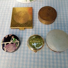 Lot anciens poudrier d'occasion  Savigny-sur-Braye