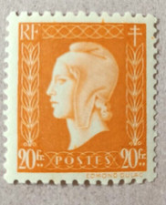 Timbre 700 année d'occasion  Agde