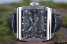 Corum Ti‑Bridge Power Reserve XL Titan, Ref. 107.101.04‑F371‑0000, NP 18.000,00 comprar usado  Enviando para Brazil