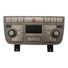 Autoradio stereo originale usato  San Giovanni in Marignano
