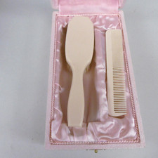 Ancienne brosse peigne d'occasion  Vif