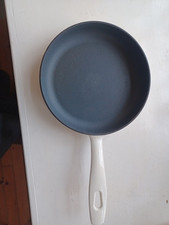 Cast iron skillet for sale  NEWTON STEWART