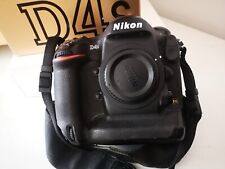 Nikon d4s 2mp usato  Italia