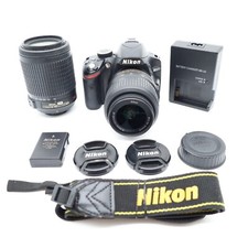 Używany, [Prawie idealny] Zestaw podwójnego zoomu Nikon D3200 czarny na sprzedaż  Wysyłka do Poland