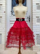 Rare magnifique jupon d'occasion Rare magnifique jupon d'occasion  Pantin